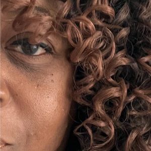 Meet your Posher, Theresa